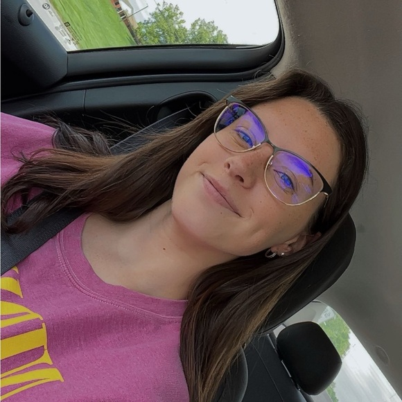 Meet your Posher, Aj - Picture 8 of 9